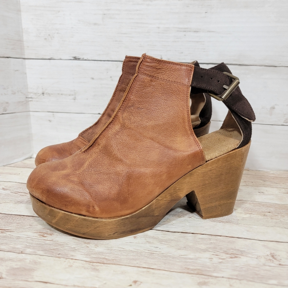 Free people Amber orchard clogs
